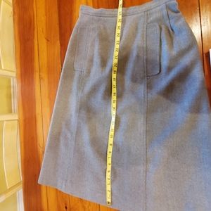 Roth-LeCover California 100% Wool Gray Skirt, lined, Size 8